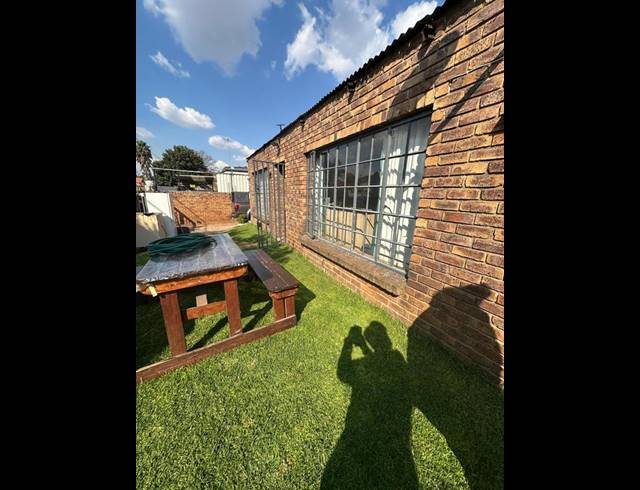 2 BEDROOM HOUSE FOR SALE IN GEDULD